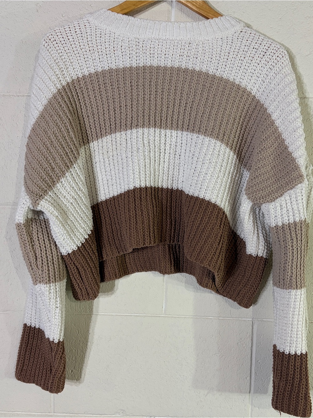 moon & madison Knit Pullover Sweater S Striped Crew Neck Brown White Beige